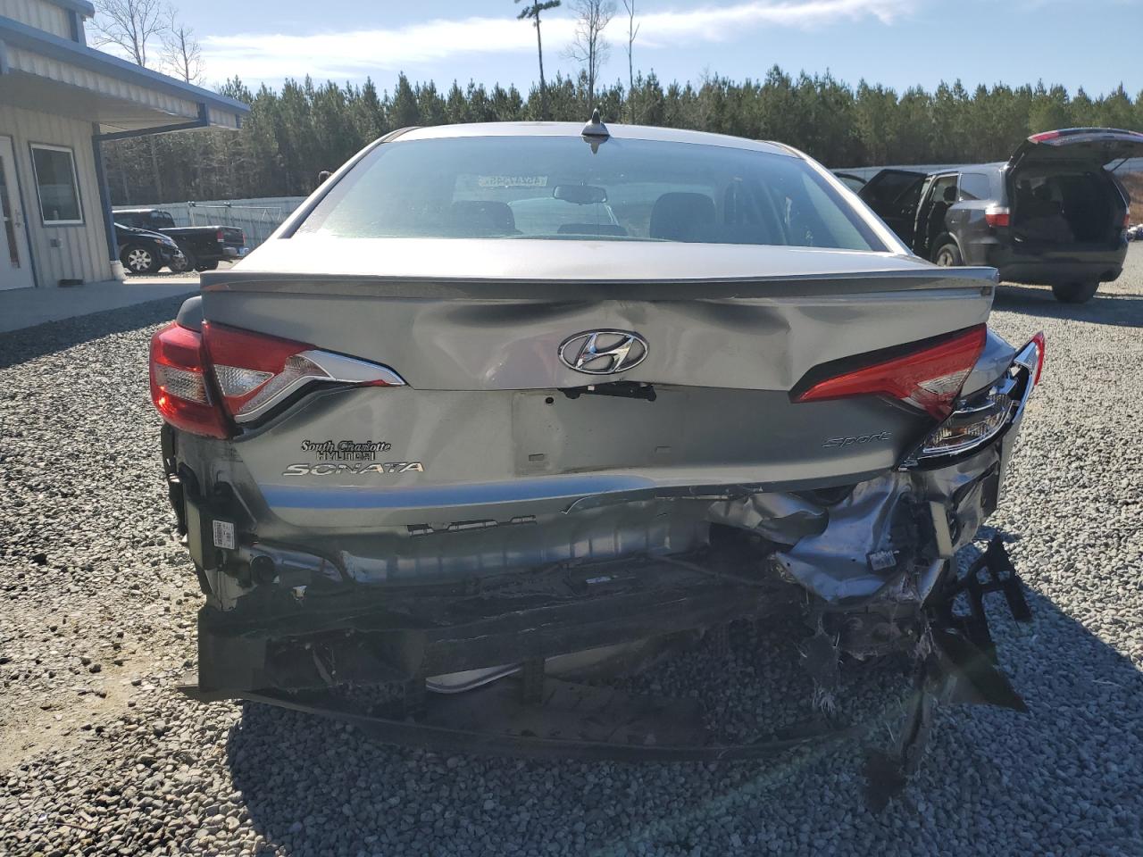 2015 Hyundai Sonata - Image 6