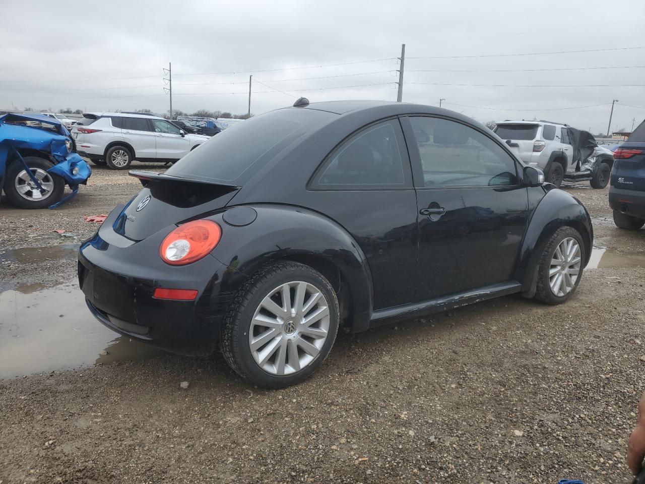 2008 Volkswagen Beetle - Image 3