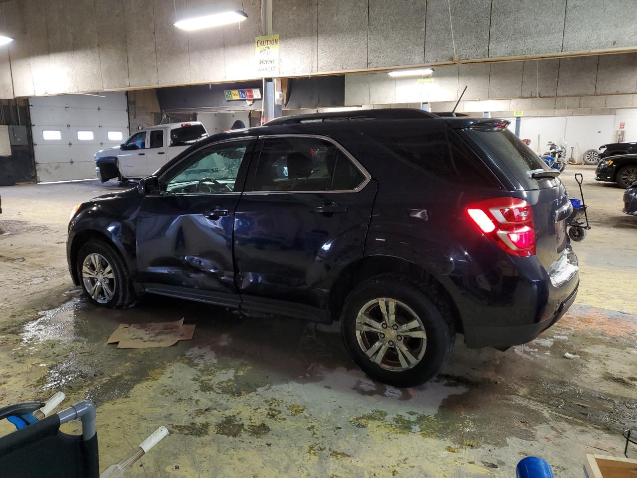 2016 Chevrolet Equinox - Image 2