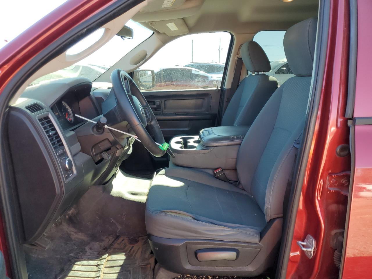 2014 RAM 1500 - Image 7