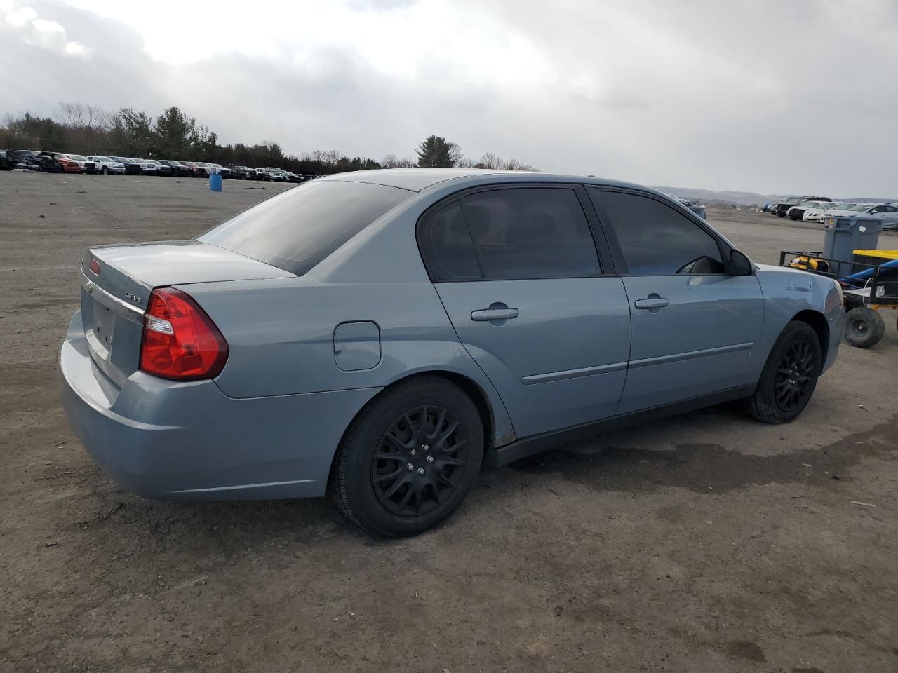 2007 Chevrolet Malibu - Image 3