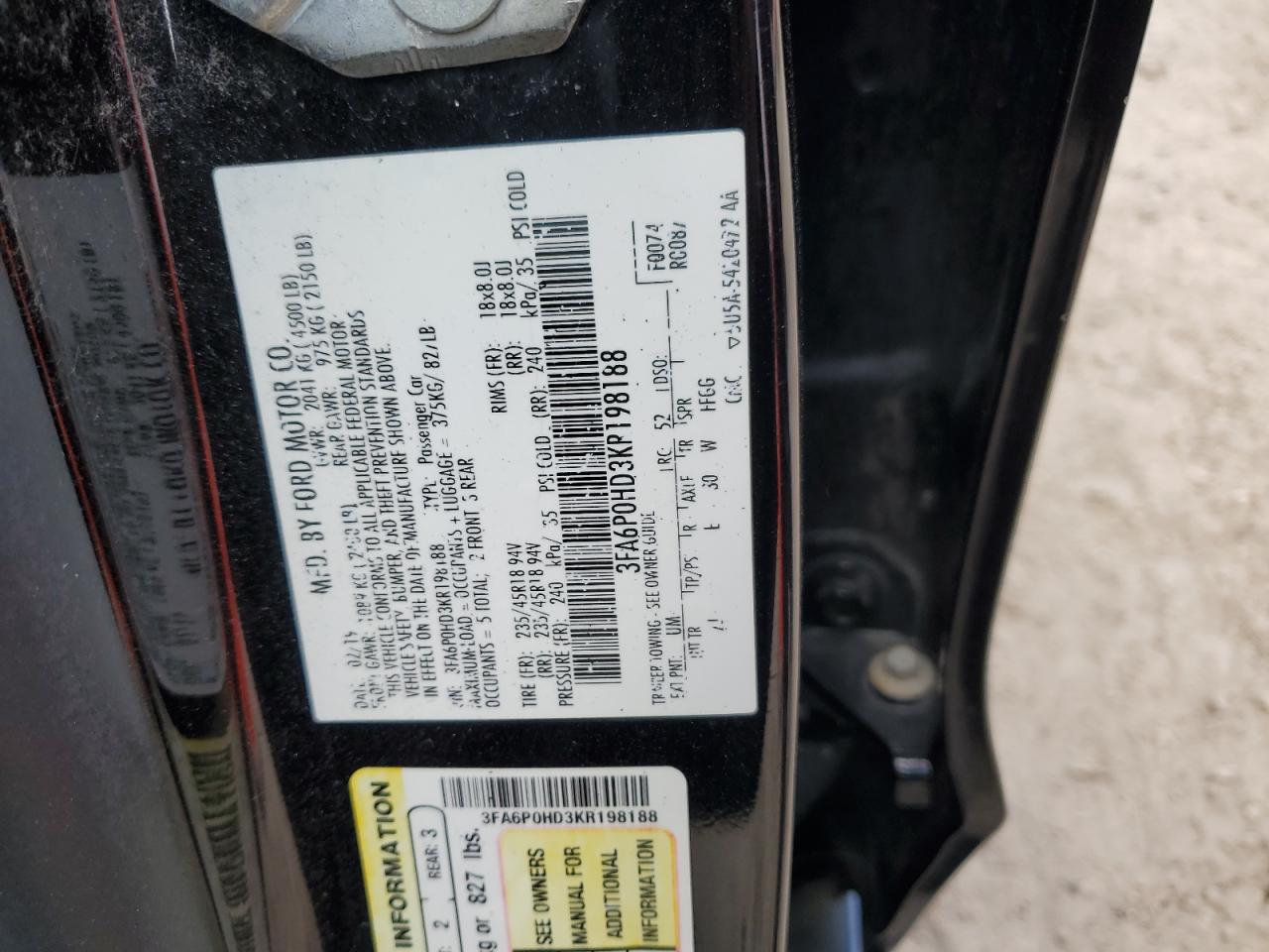 2019 Ford Fusion - Image 13