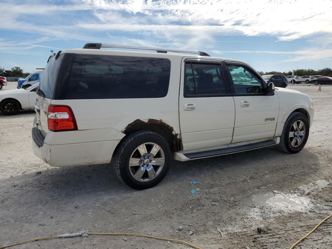 2007 Ford Expedition - Image 3