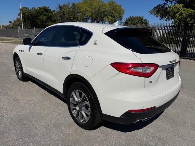 2018 MASERATI LEVANTE 