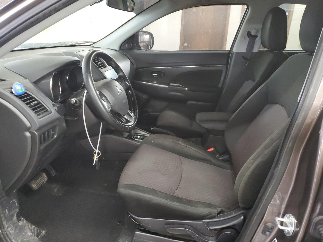 2019 Mitsubishi Outlander - Image 7