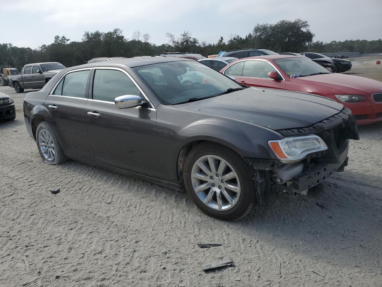 2013 Chrysler 300 - Image 4