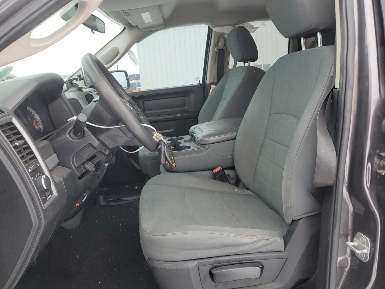 2014 RAM 1500 - Image 7