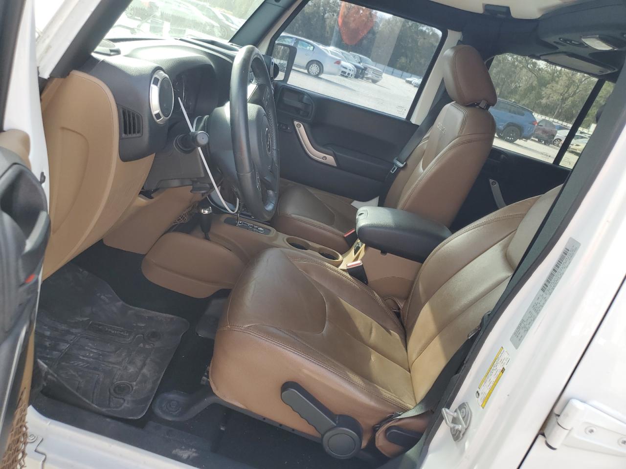 2016 Jeep Wrangler - Image 7