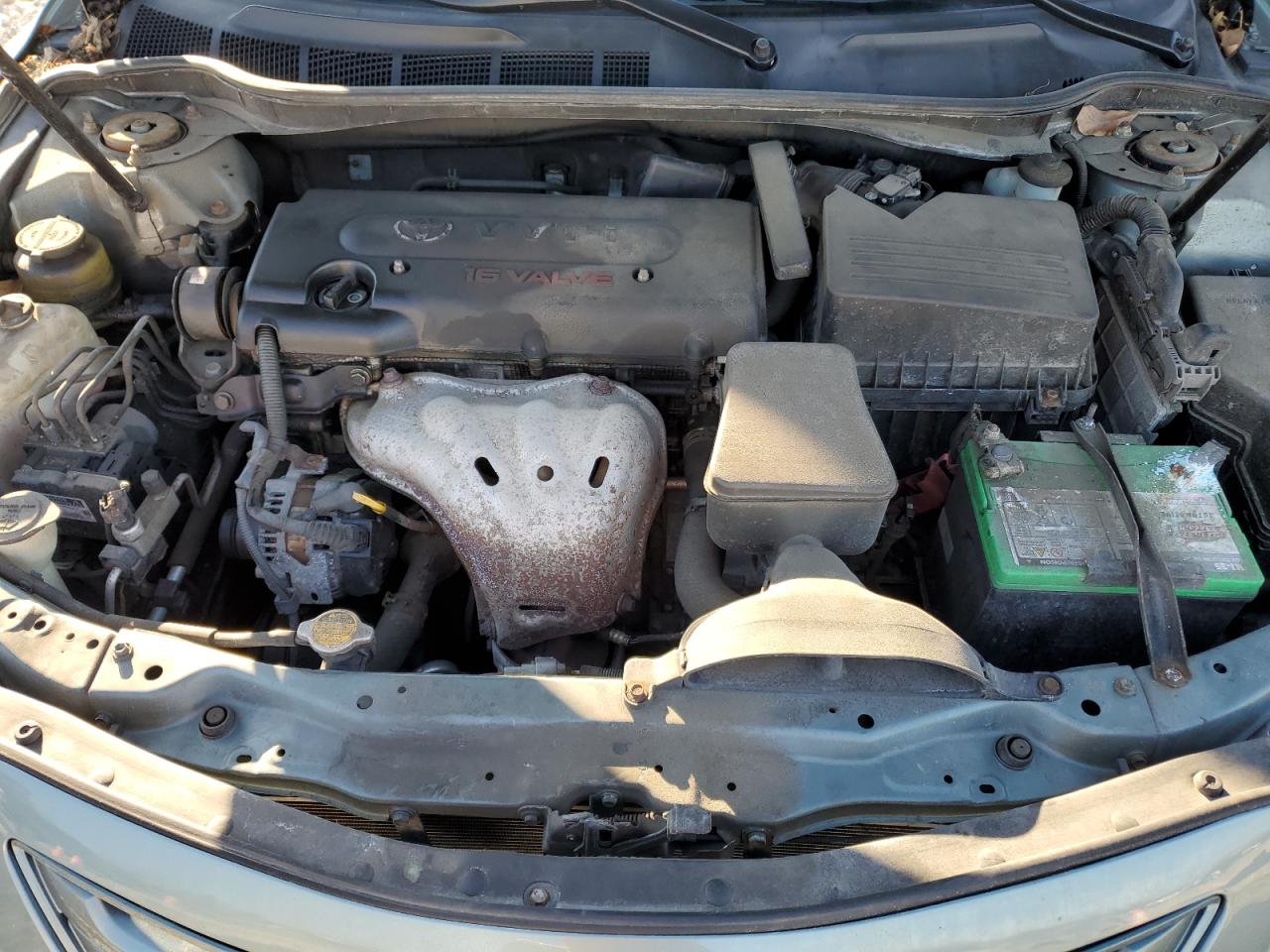 2009 Toyota Camry - Image 11