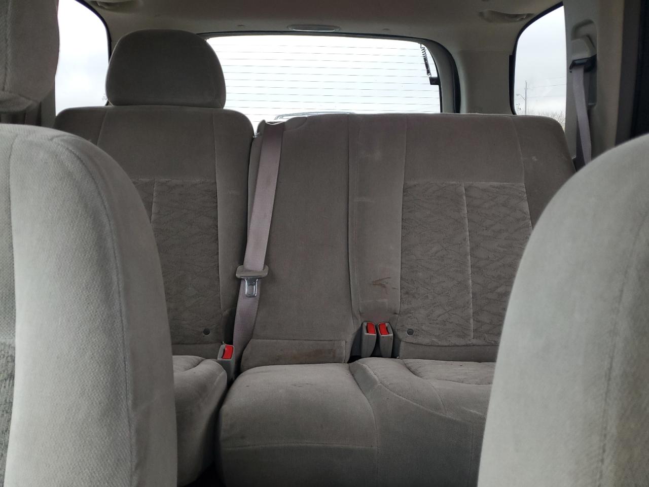 2005 GMC Envoy - Image 10