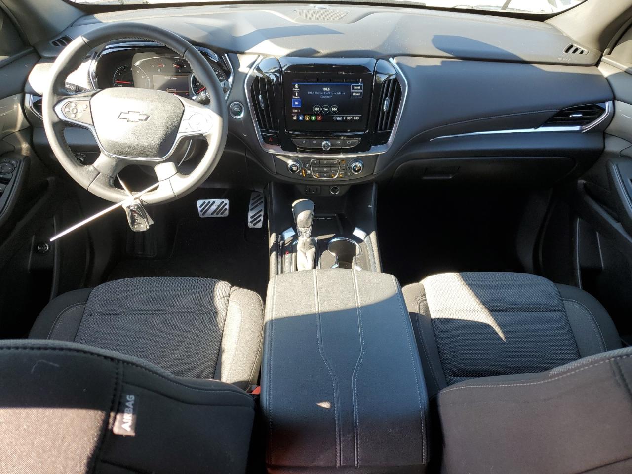 2022 Chevrolet Traverse - Image 8