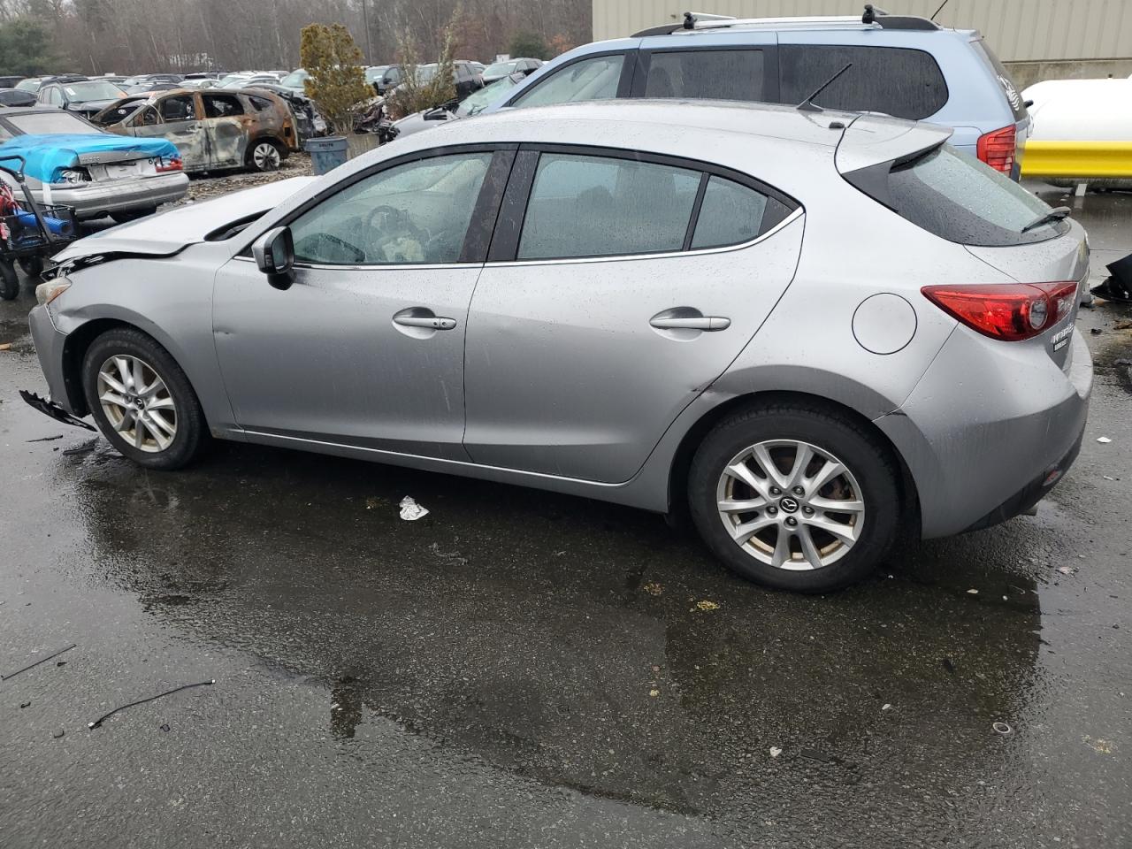 2014 Mazda 3 - Image 2