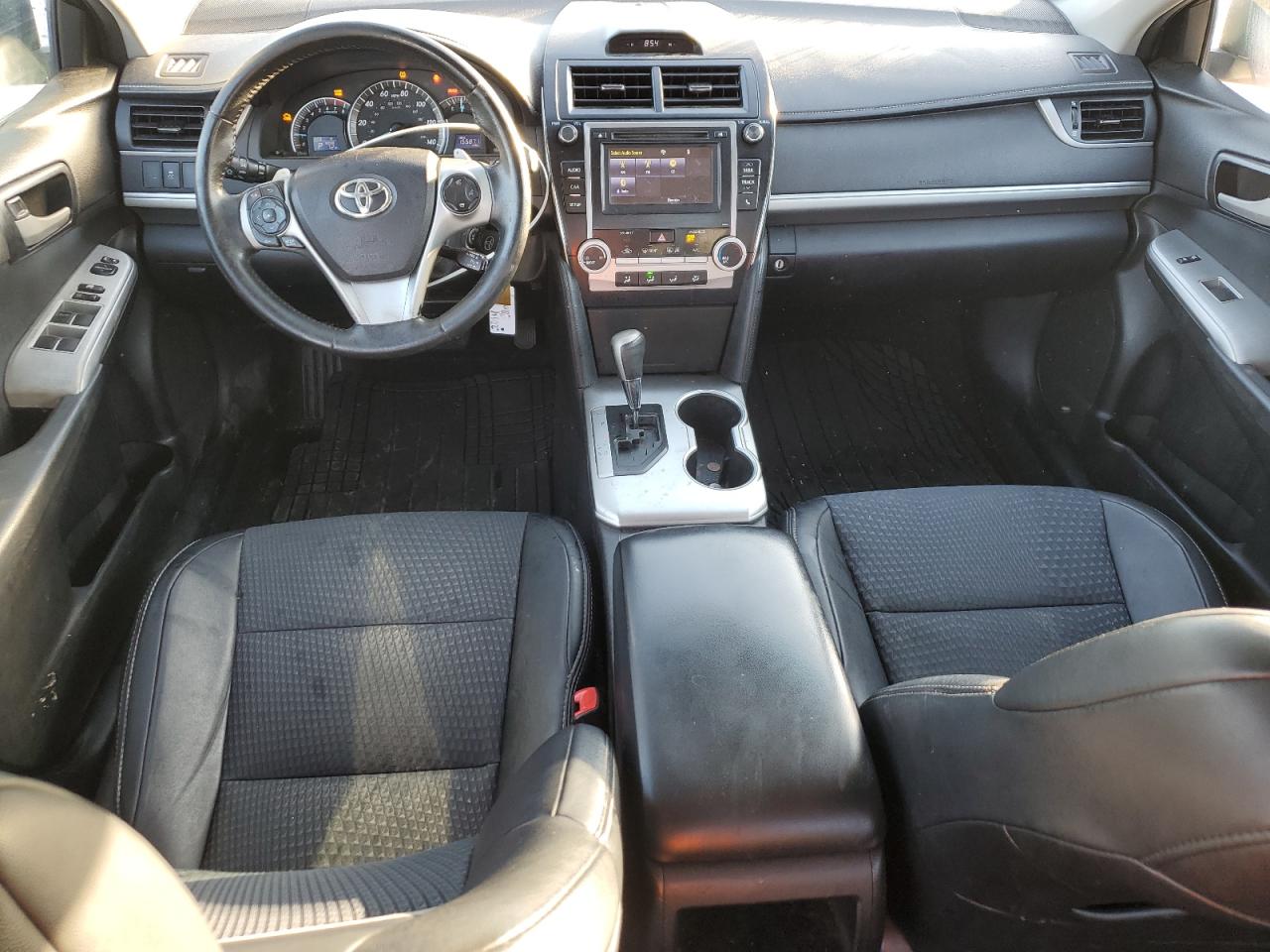 2014 Toyota Camry - Image 8