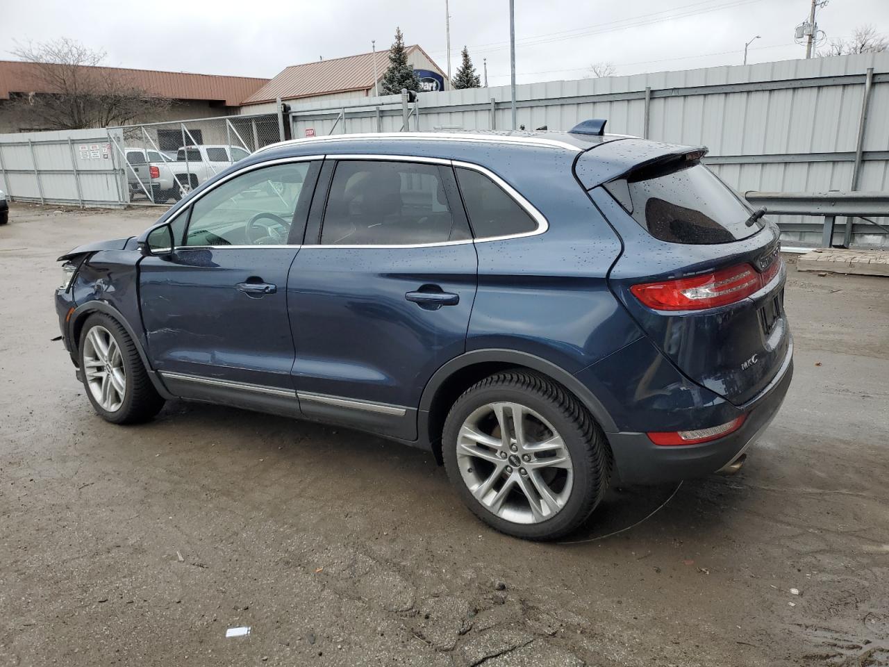 2016 Lincoln MKC - Image 2