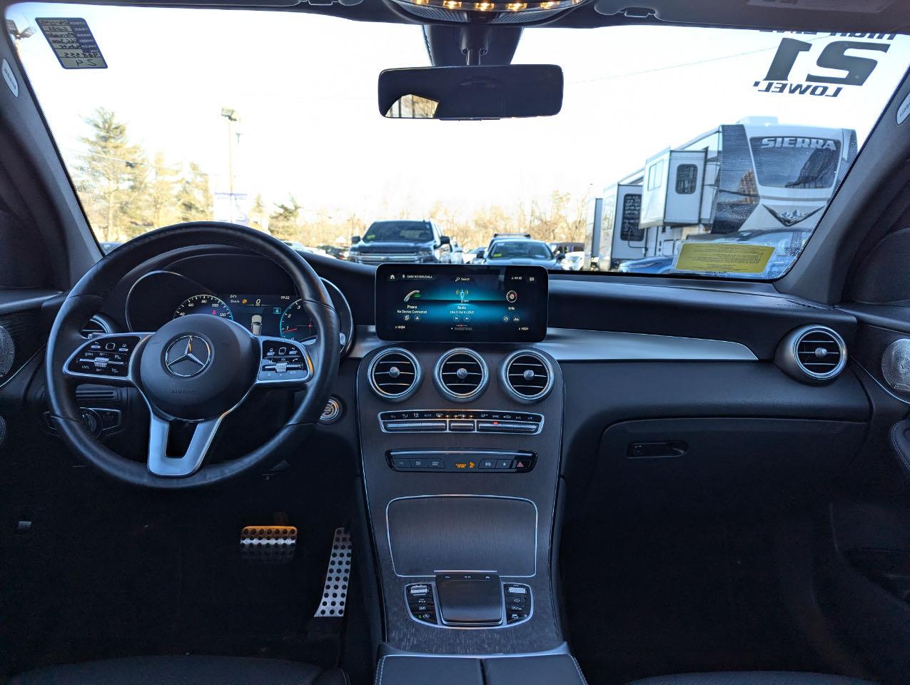 2021 Mercedes-Benz GLC - Image 9