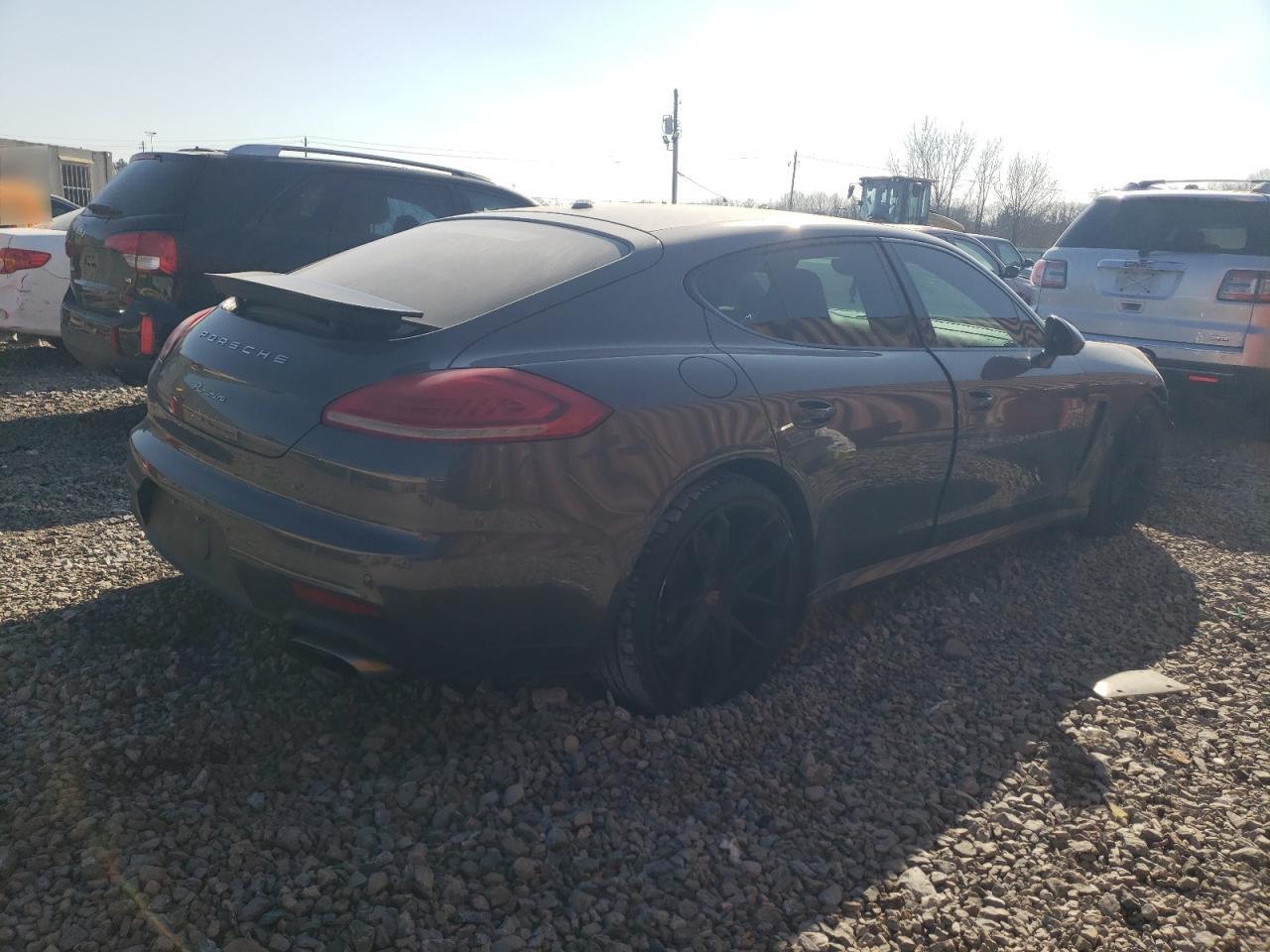 2016 Porsche Panamera - Image 3