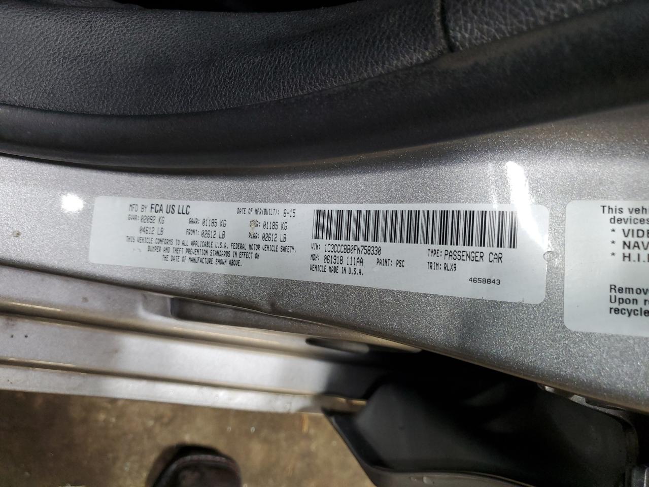 2015 Chrysler 200 - Image 12