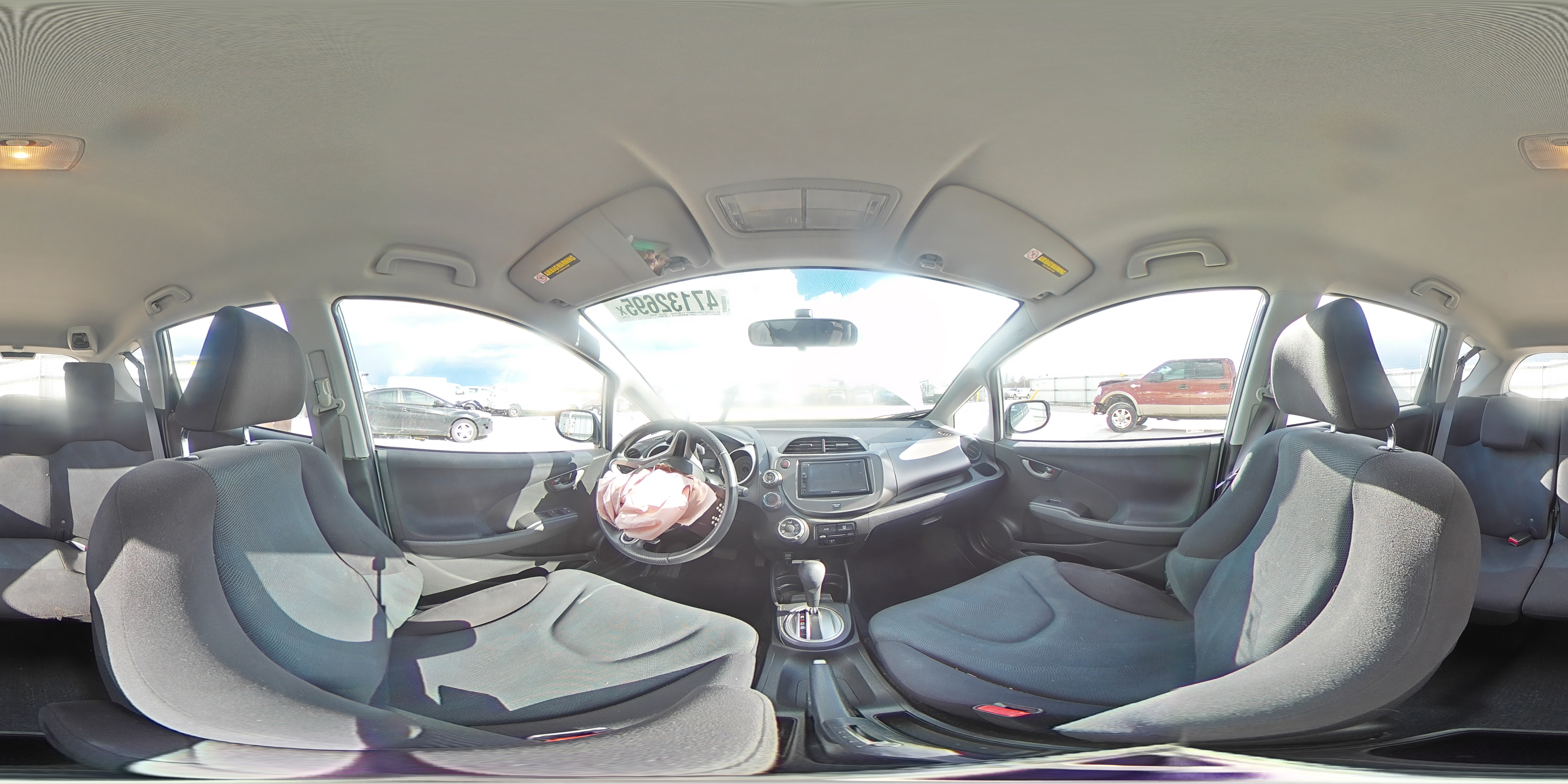 2011 Honda Fit - Image 13