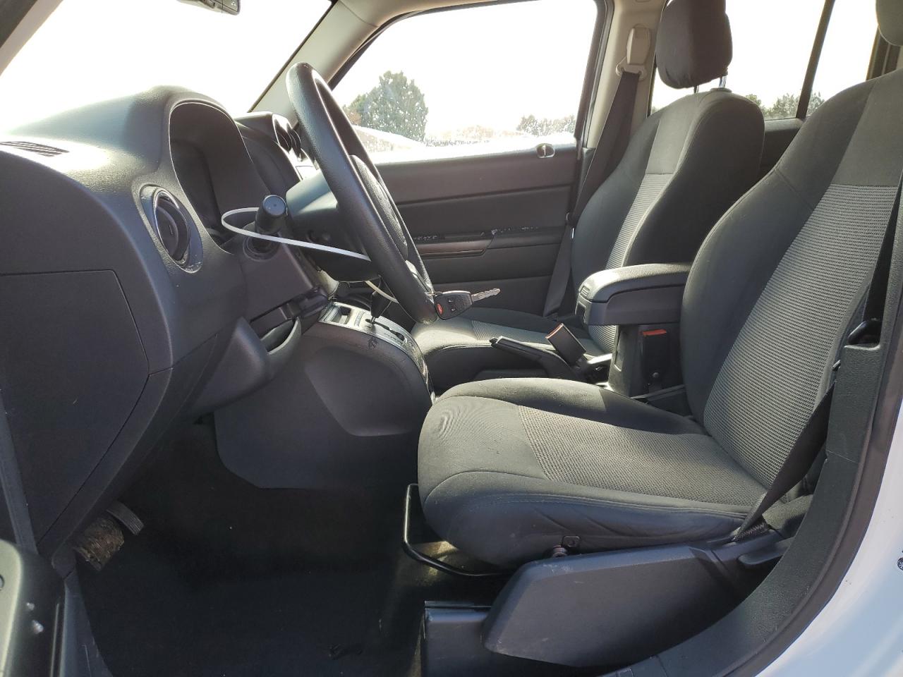 2016 Jeep Liberty (Patriot) - Image 7