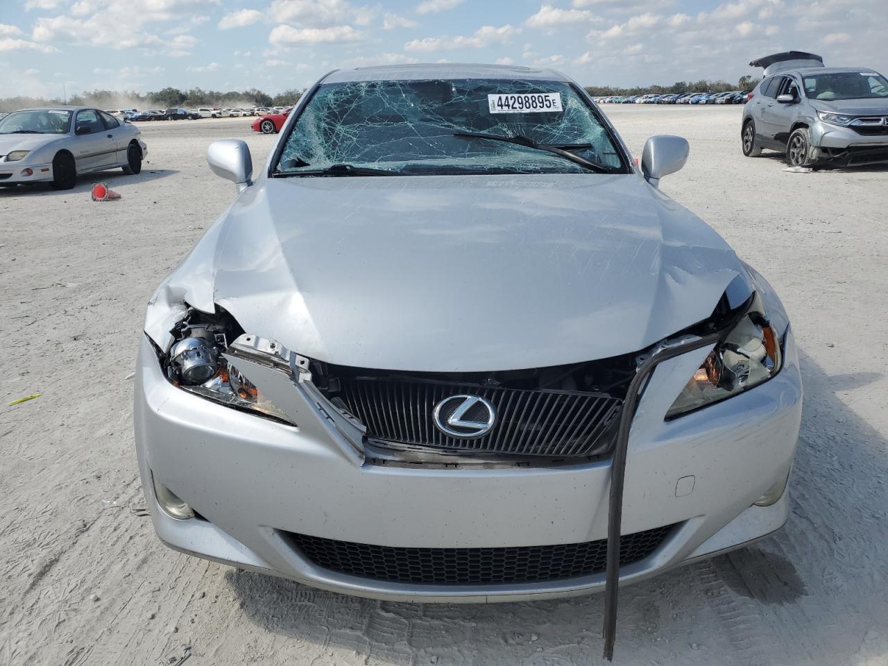 2007 Lexus IS - Image 5