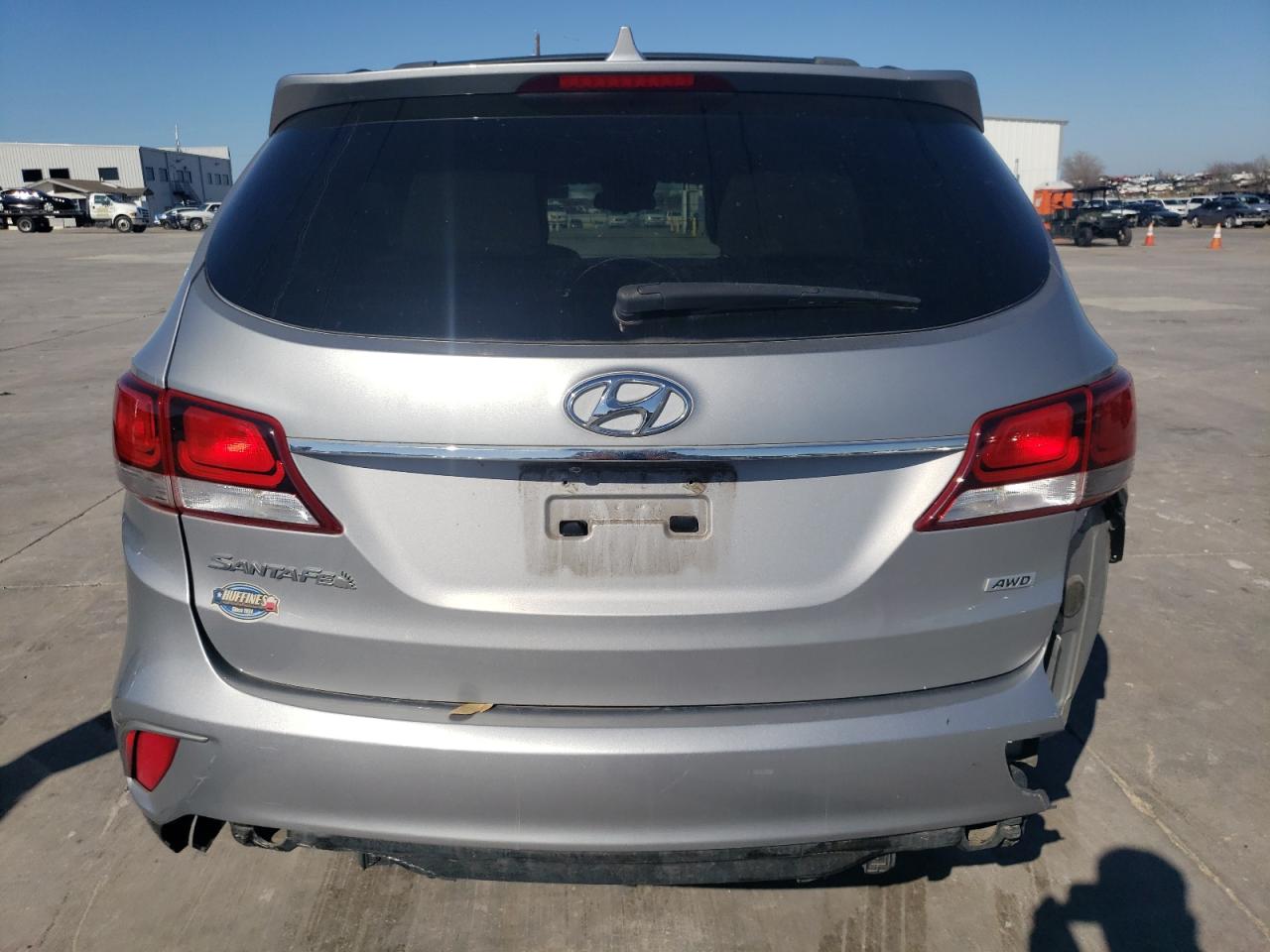 2018 Hyundai Santa Fe - Image 6