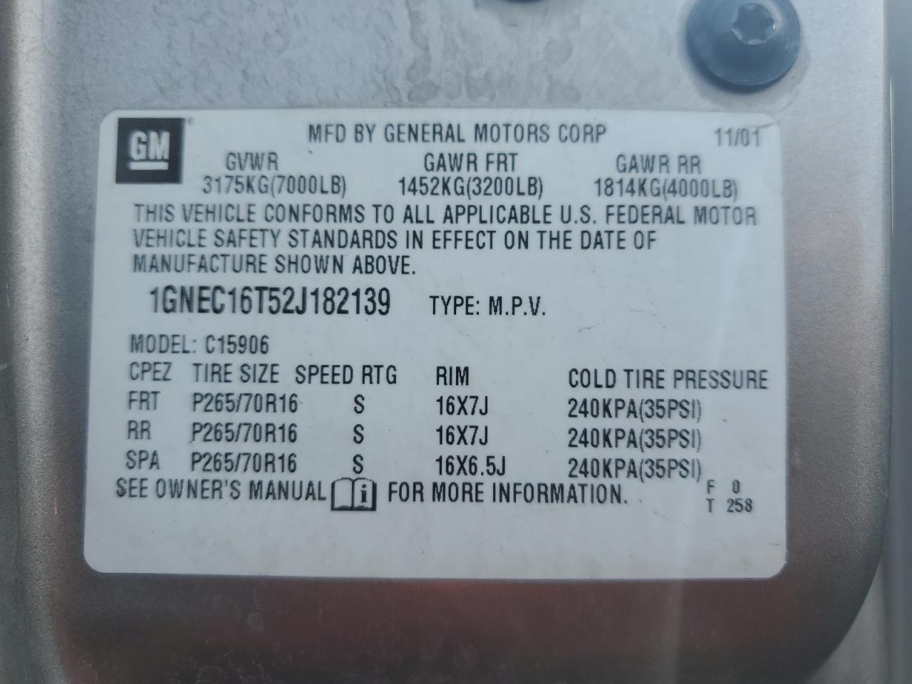 2002 Chevrolet Suburban - Image 13