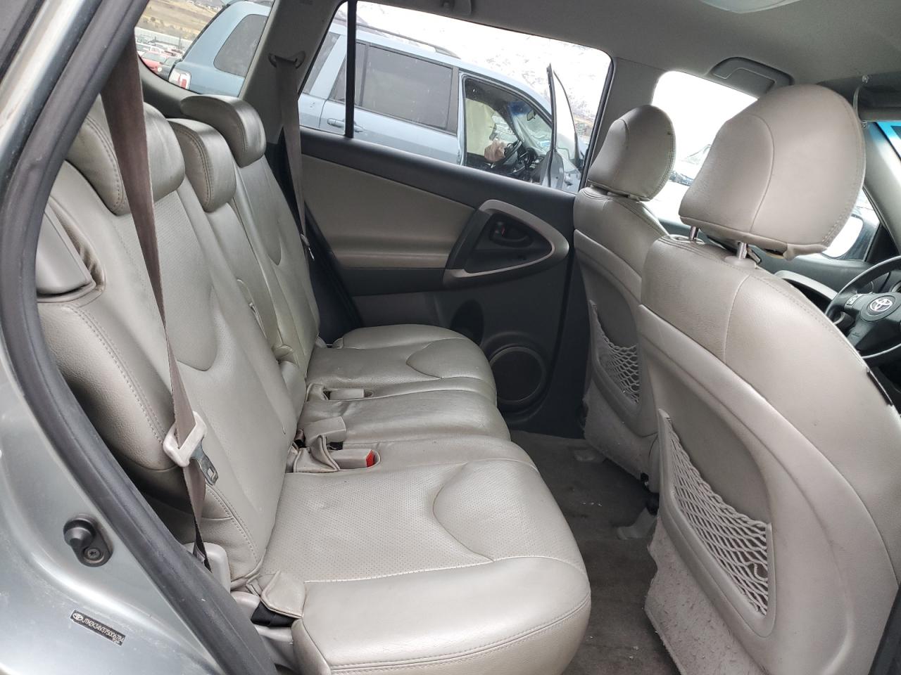 2007 Toyota RAV 4 - Image 11