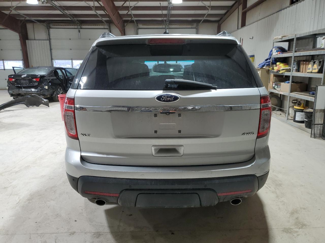 2015 Ford Explorer - Image 6