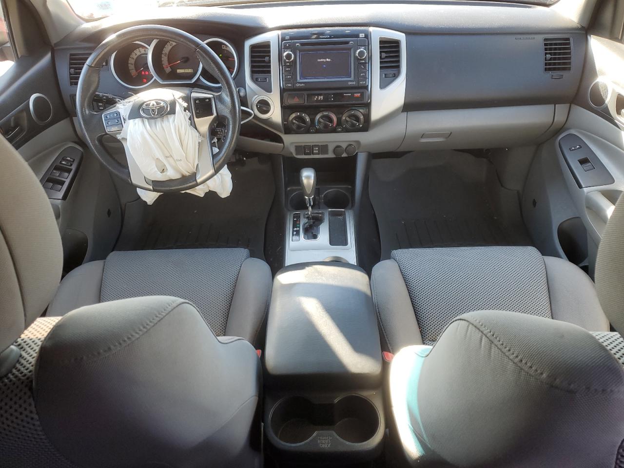 2012 Toyota Tacoma - Image 8