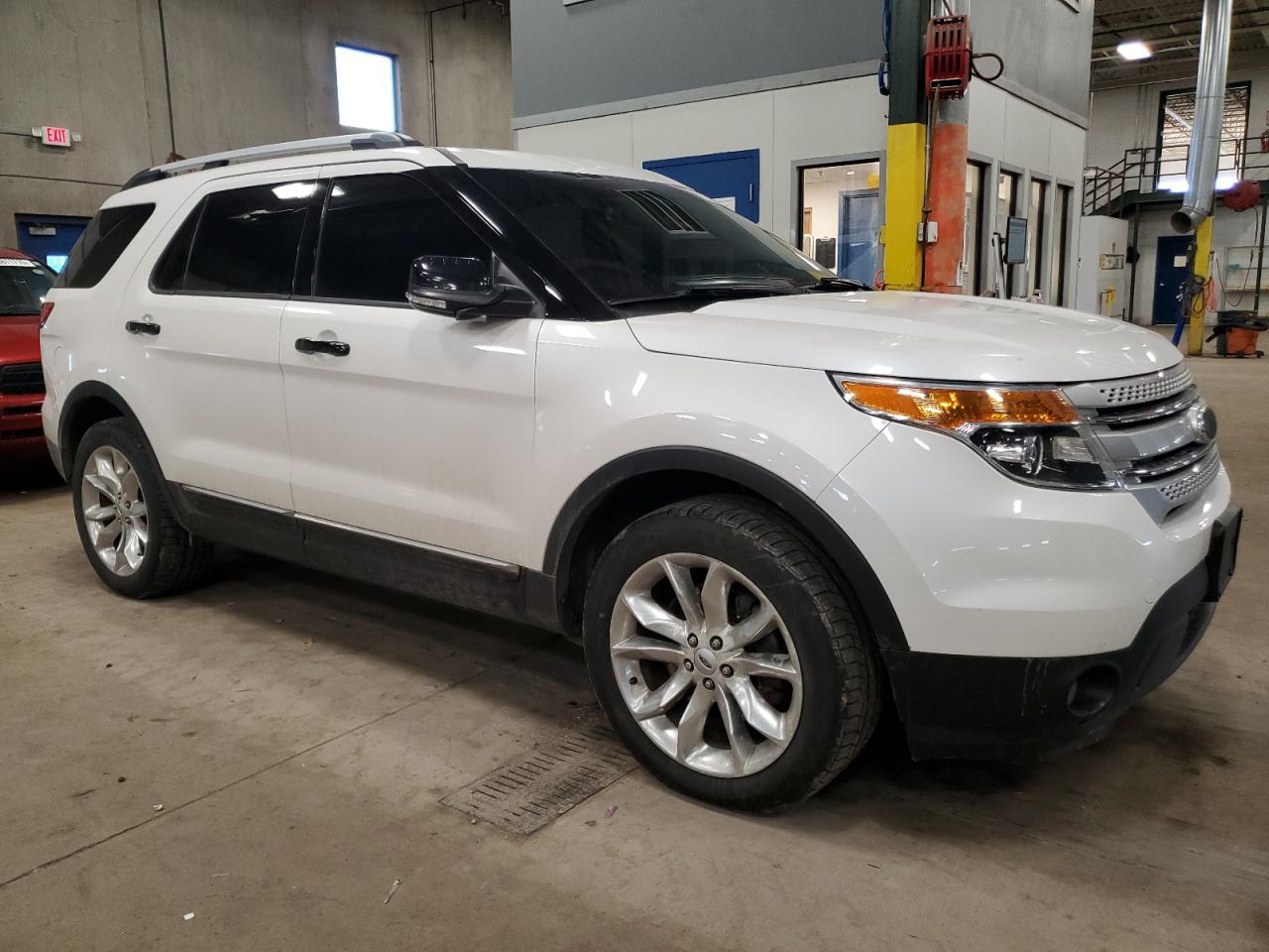 2015 Ford Explorer - Image 4