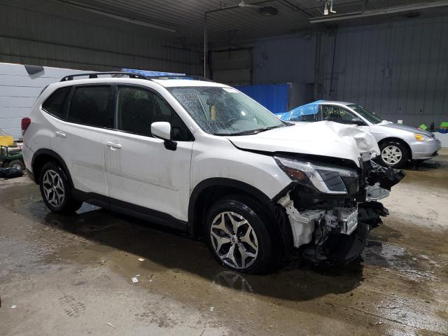  SUBARU FORESTER 2024 Biały