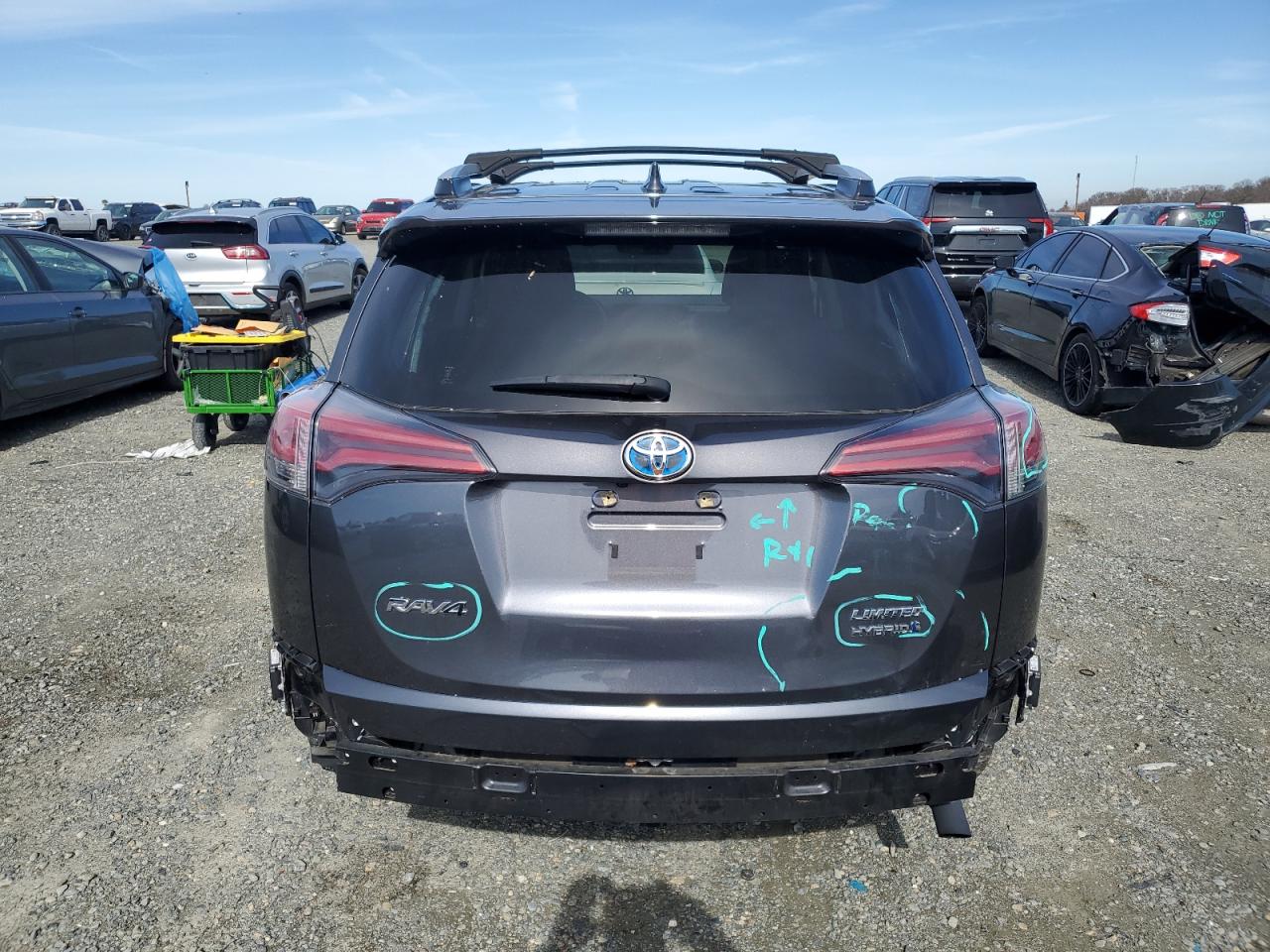 2016 Toyota RAV 4 - Image 6