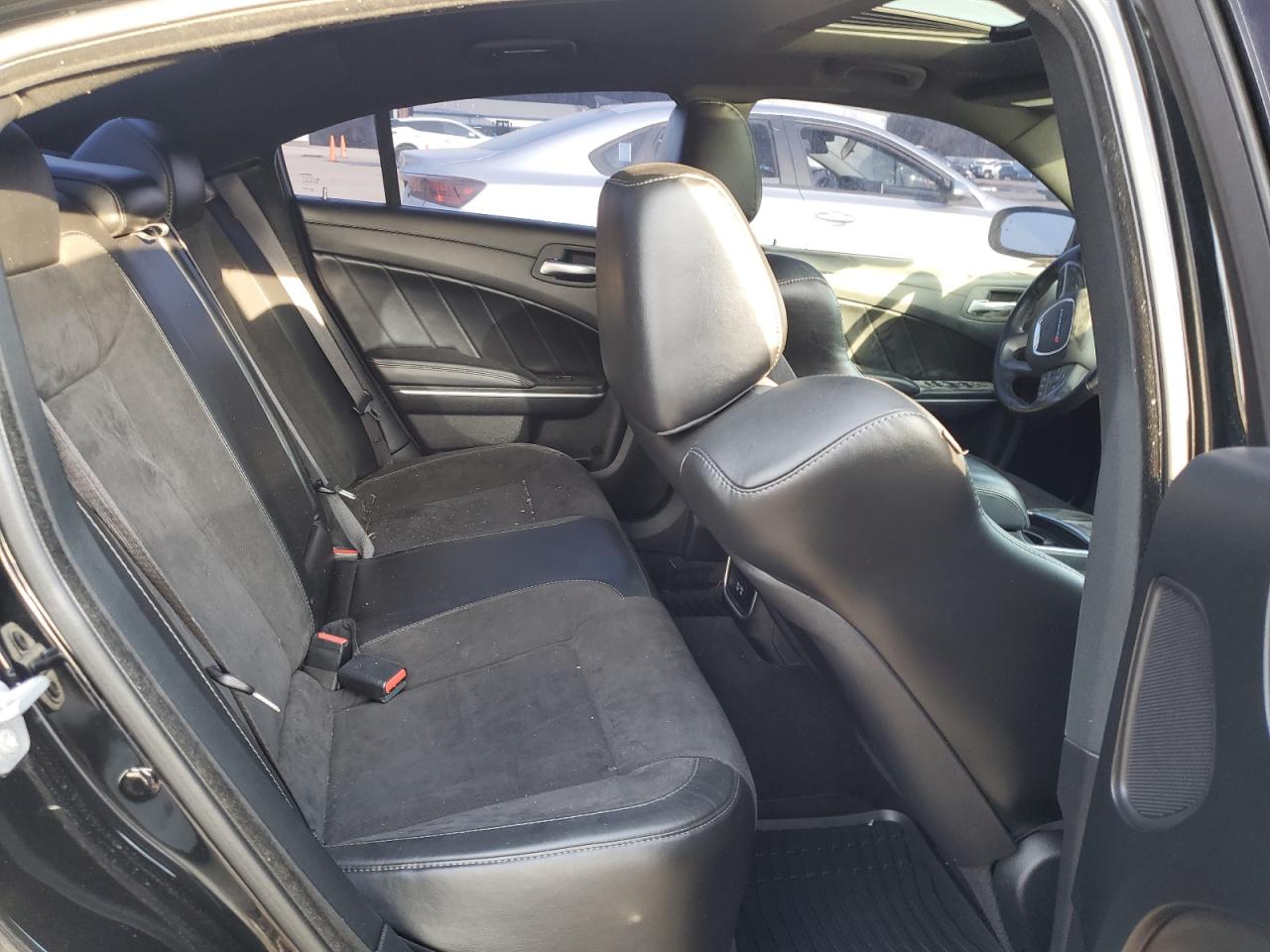 2019 Dodge Charger - Image 10