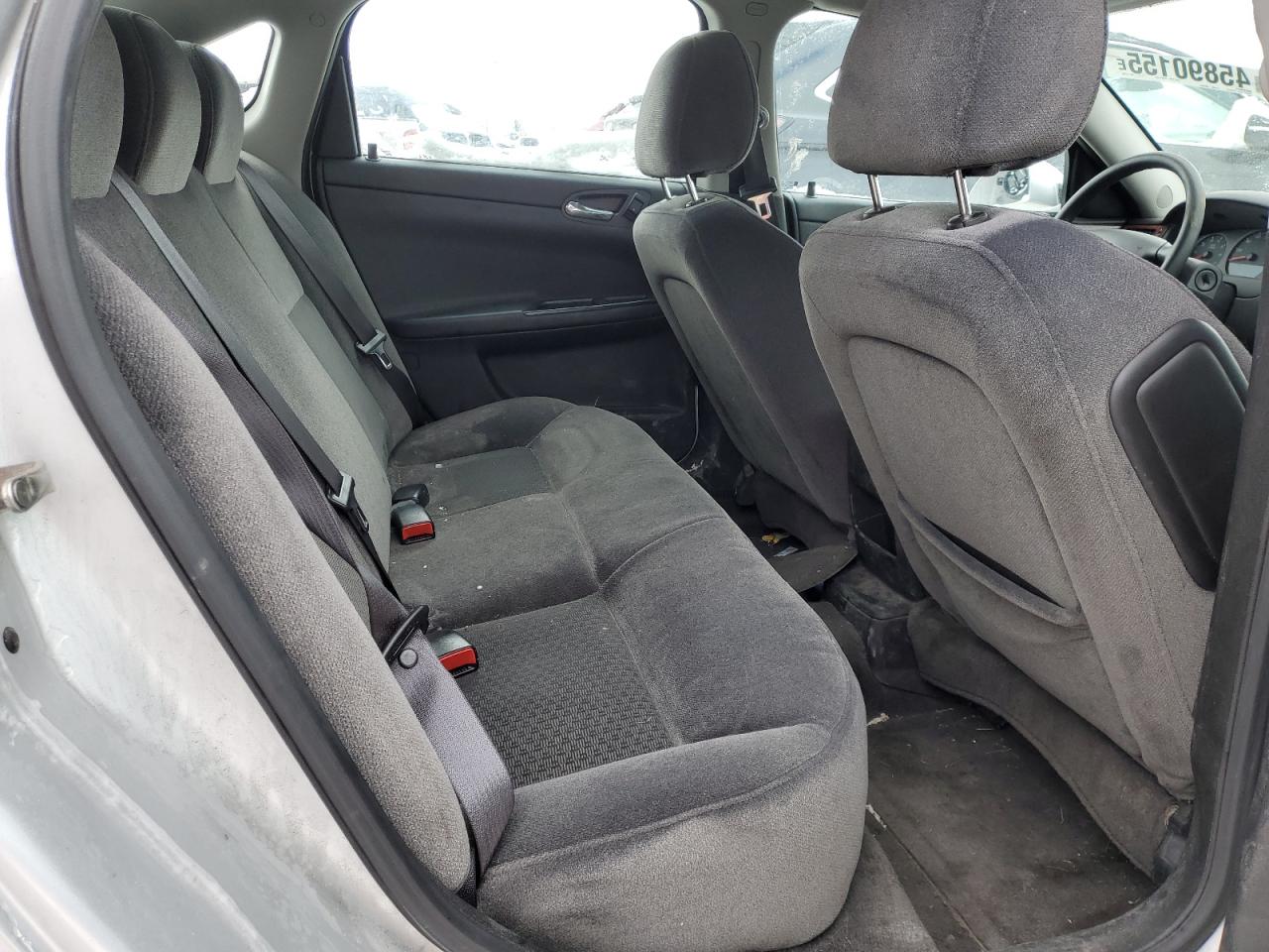 2009 Chevrolet Impala - Image 10