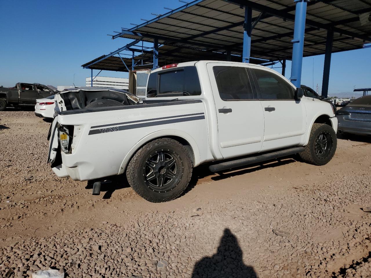 2012 Nissan Titan - Image 3