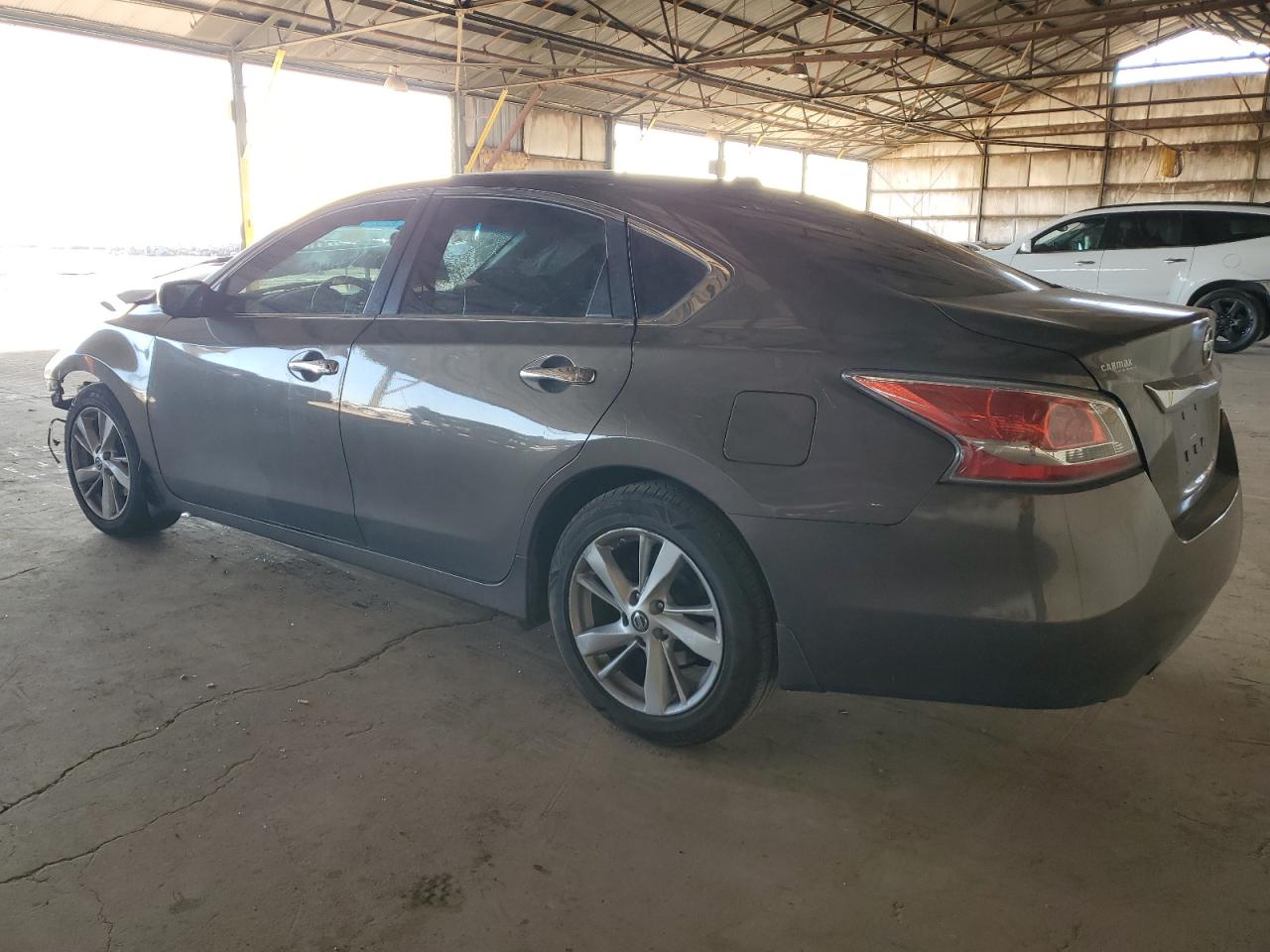 2014 Nissan Altima - Image 2