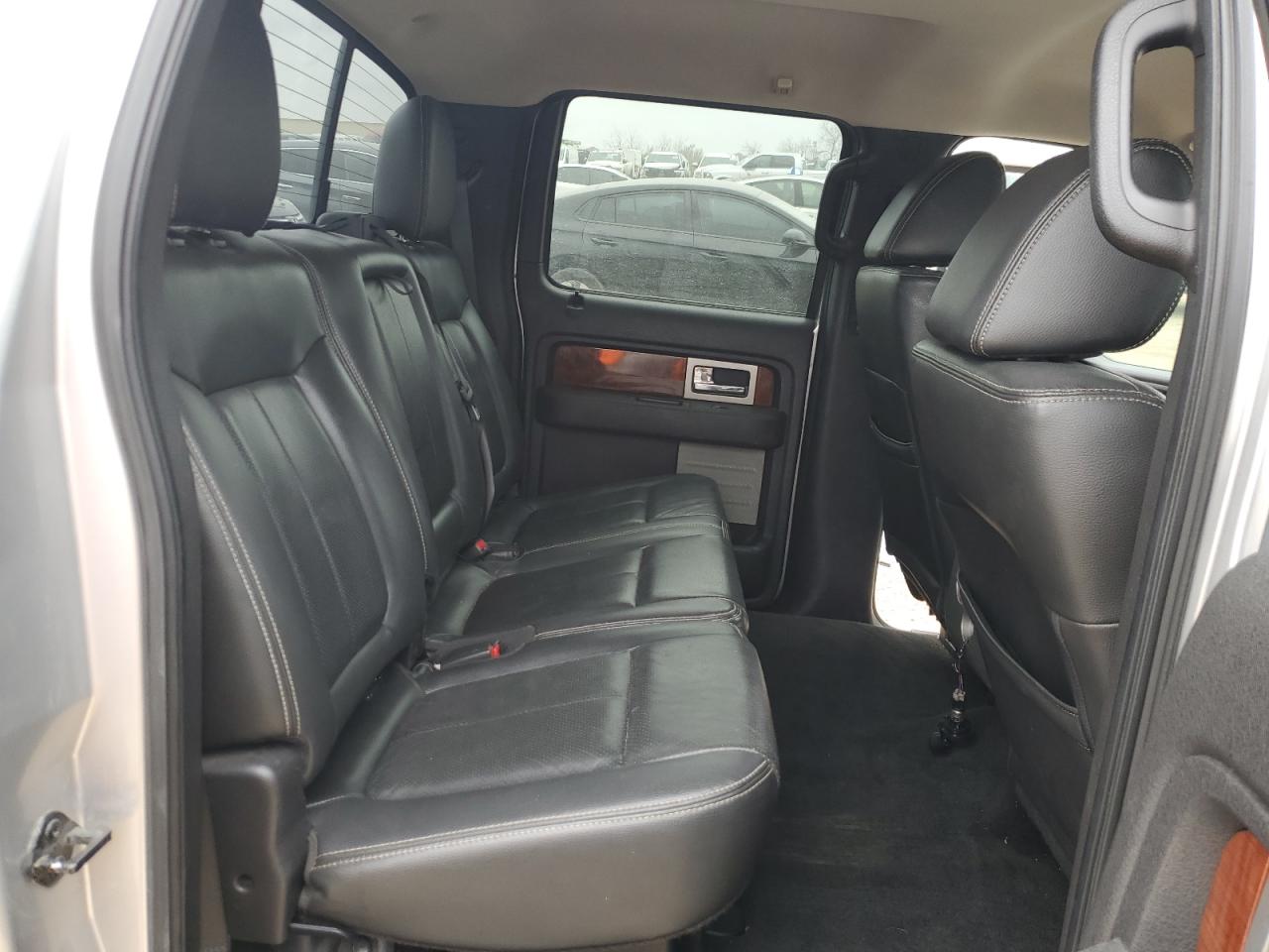 2010 Ford F-150 - Image 10