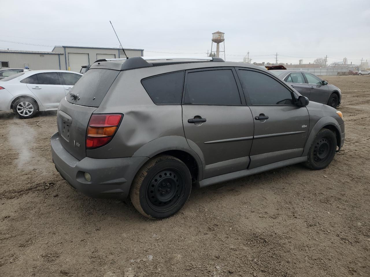 2006 Pontiac Vibe - Image 3