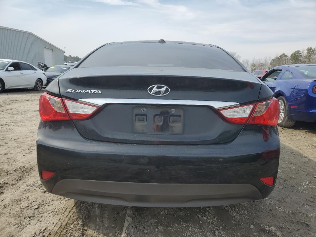2014 Hyundai Sonata - Image 6