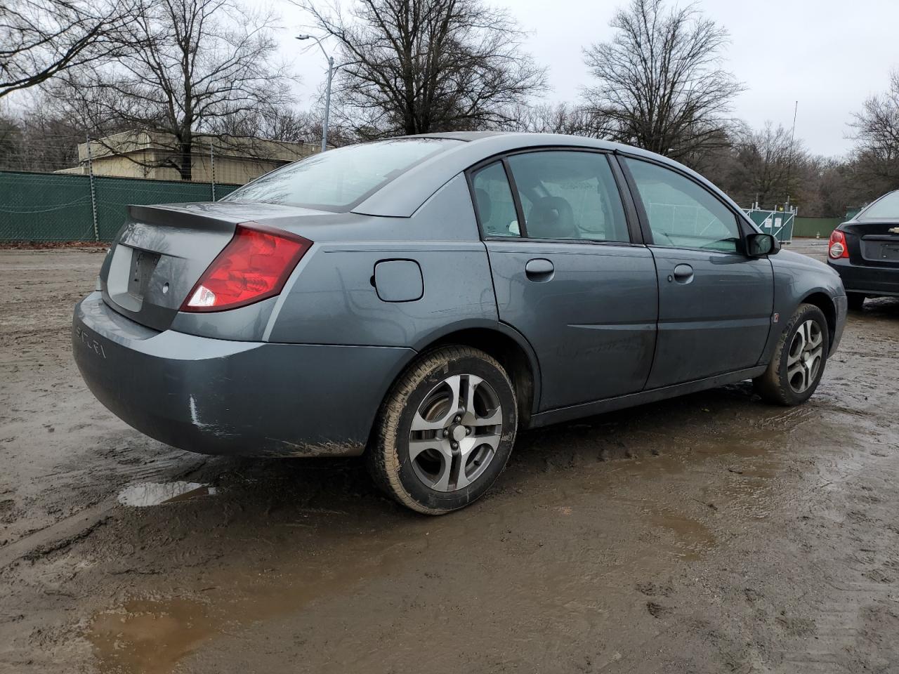 2005 Saturn ION - Image 3