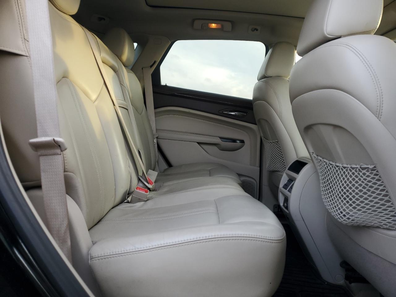 2015 Cadillac SRX - Image 11