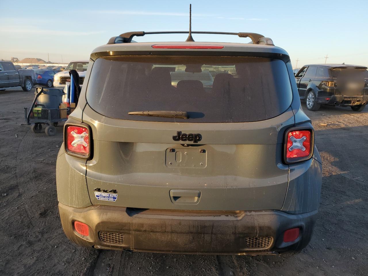 2018 Jeep Renegade - Image 6