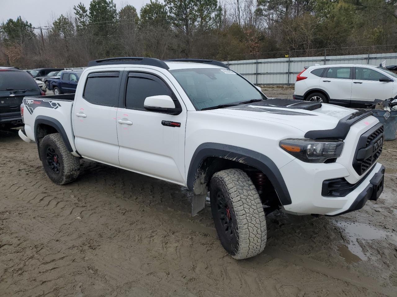 2018 Toyota Tacoma - Image 4