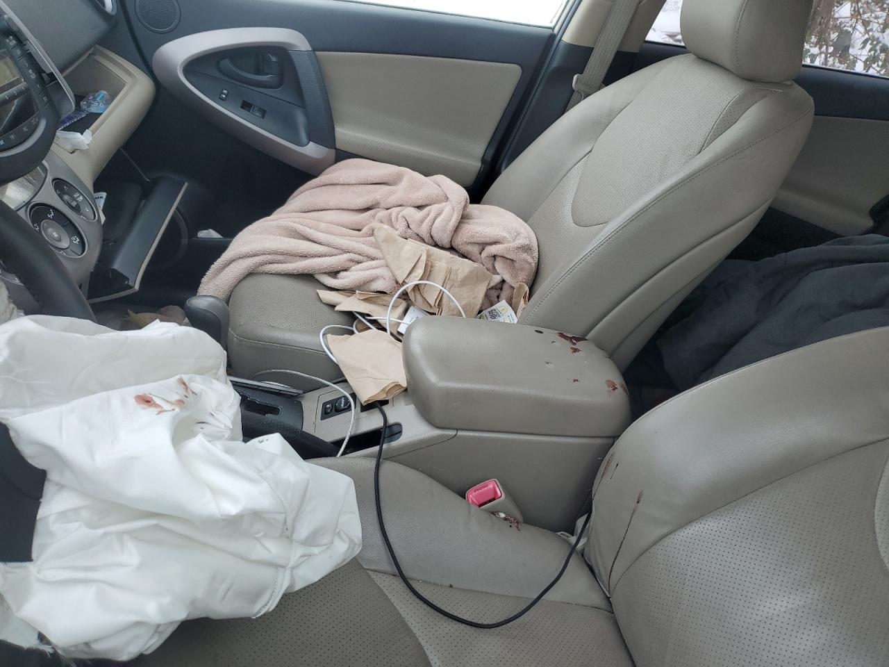 2008 Toyota Rav4 Limited VIN: JTMBD31V986081954 Lot: 88499245