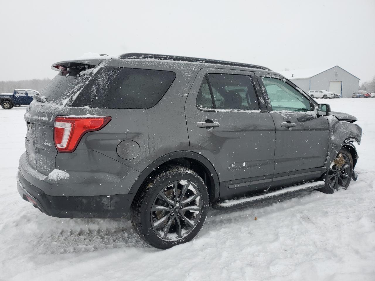 1FM5K8D84HGD52379 FORD EXPLORER 2017