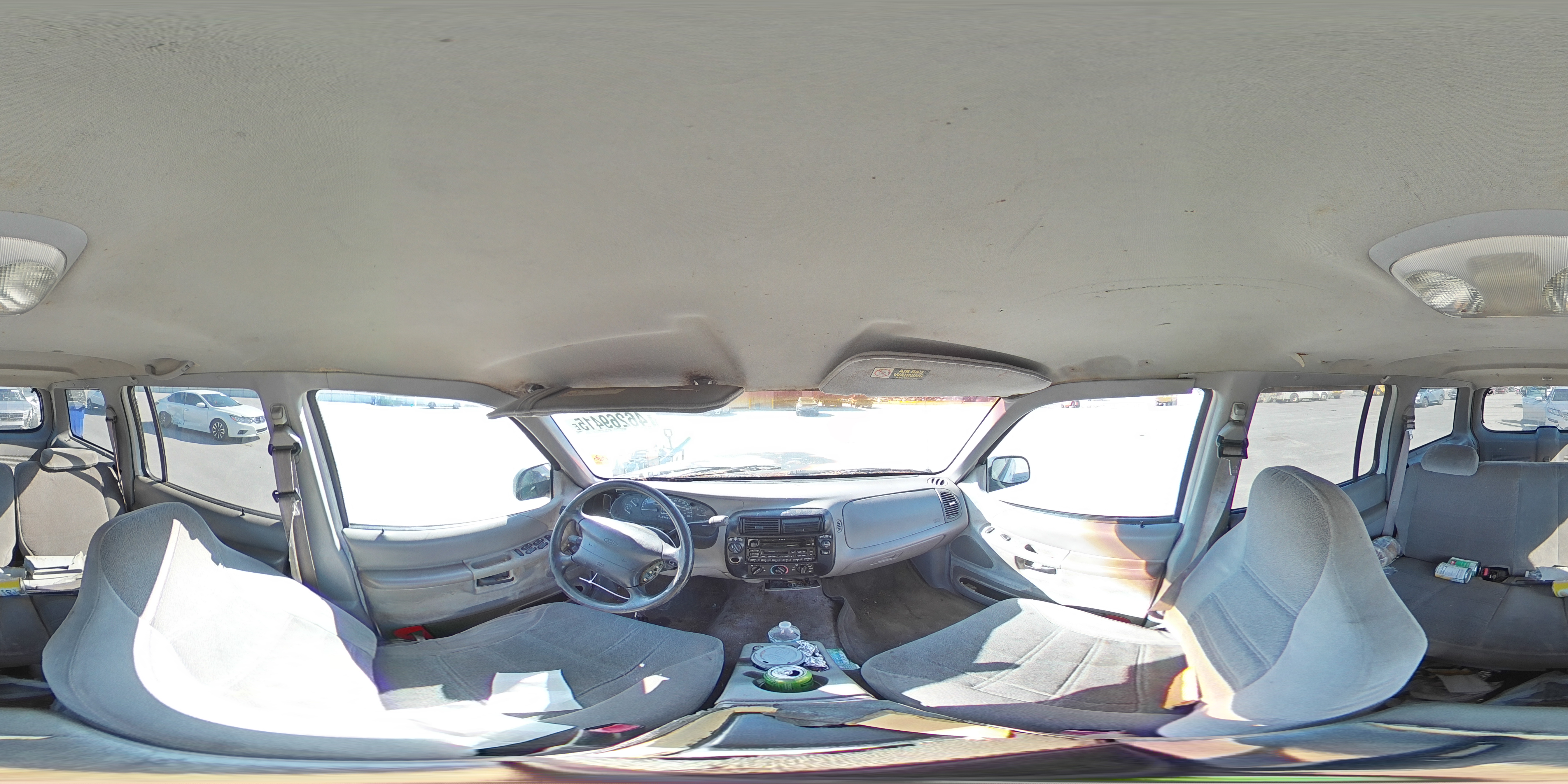 1999 Ford Explorer - Image 13