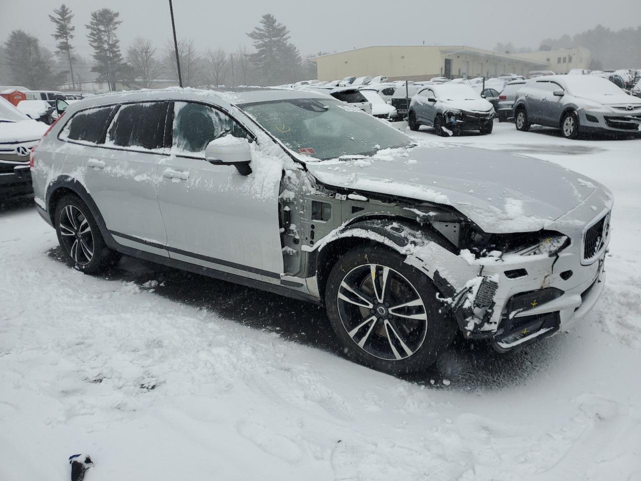 2018 Volvo V90 - Image 4