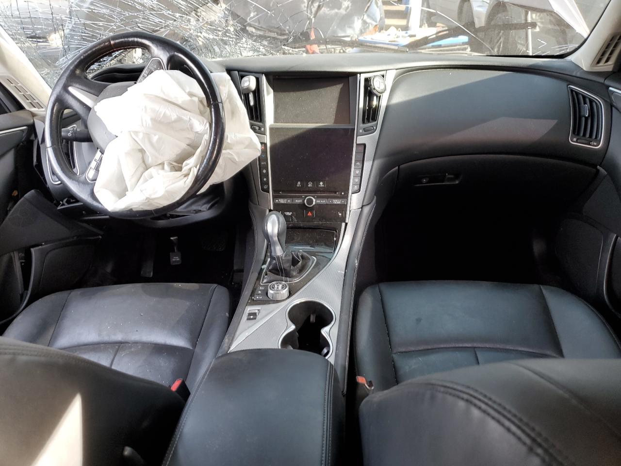 2015 Infiniti Q50 - Image 8
