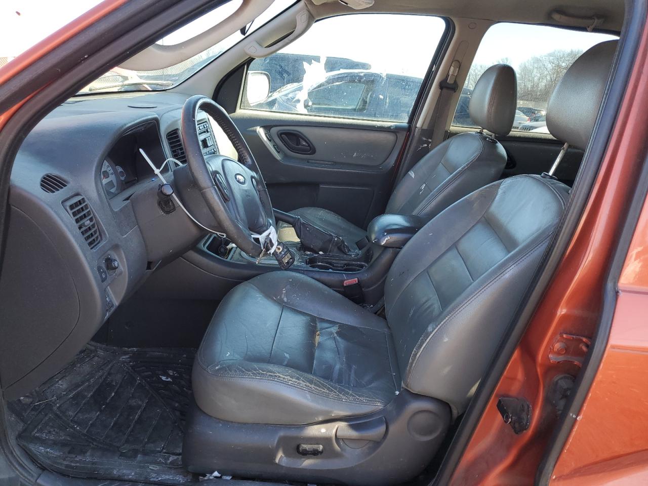 2007 Ford Escape - Image 7