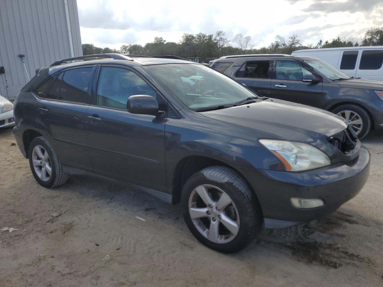 2005 Lexus RX - Image 4
